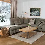 Family Oasis With Garden And Fireplace Apartmán