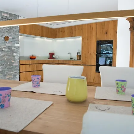 Valmala Flat For 5 People And A Family Dog With Fenced Garden