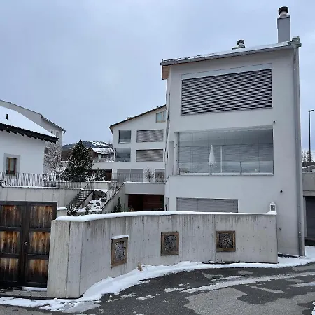 아파트 Valmala Flat For 5 People And A Family Dog With Fenced Garden Lenz