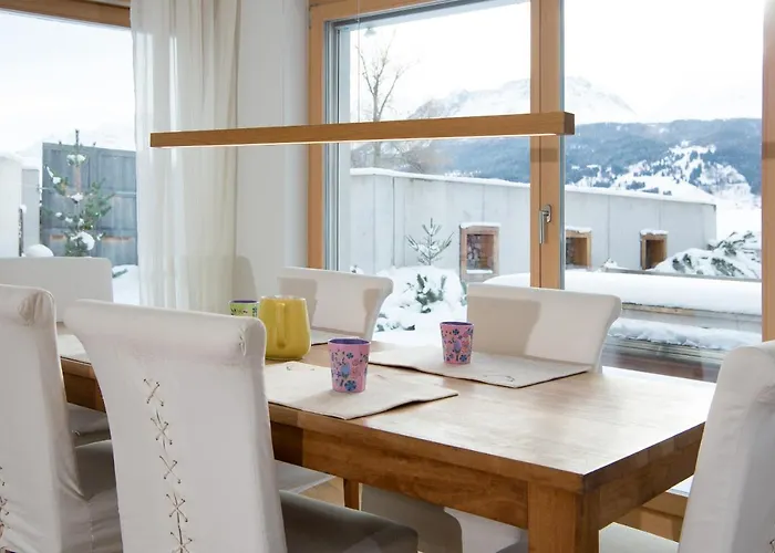 Valmala Flat For 5 People And A Family Dog With Fenced Garden Daire Lenz