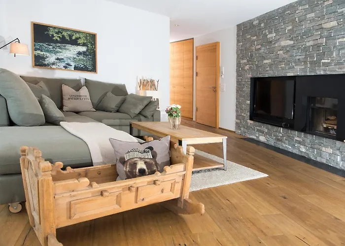 Διαμέρισμα Family Oasis With Garden And Fireplace *